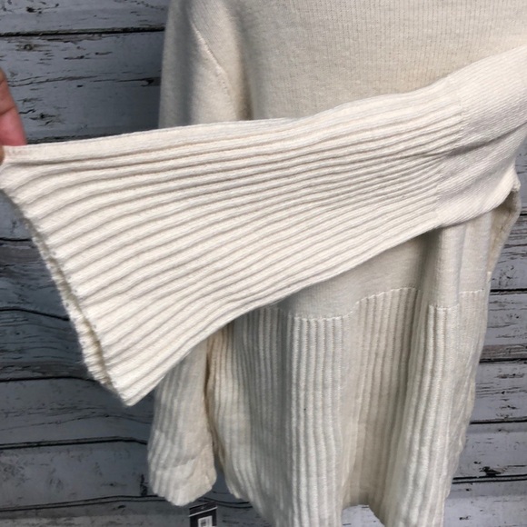 Style & Co Cowel Neck Sweater With Bell Sleeve NWT - Picture 5 of 9